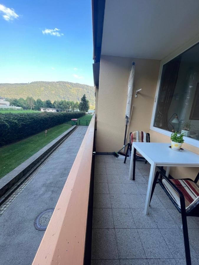 Kaernten Ossiacher See Apartment Zwei Zimmer Ferienwohnung Direkter Seezugang Strand Beheizte Schwimmhalle Bodensdorf Eksteriør billede